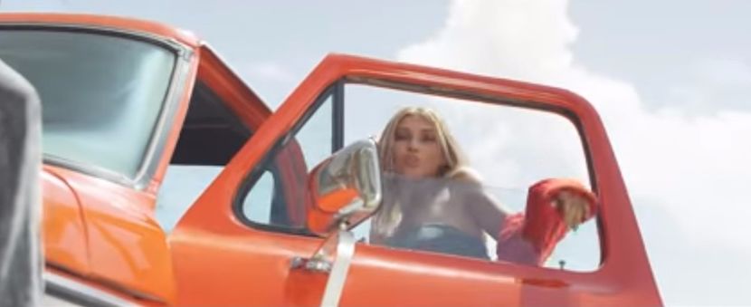 bandicam 2017-09-26 19-00-33-223 - A - Out of my mind