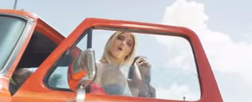 bandicam 2017-09-26 19-00-34-036 - A - Out of my mind