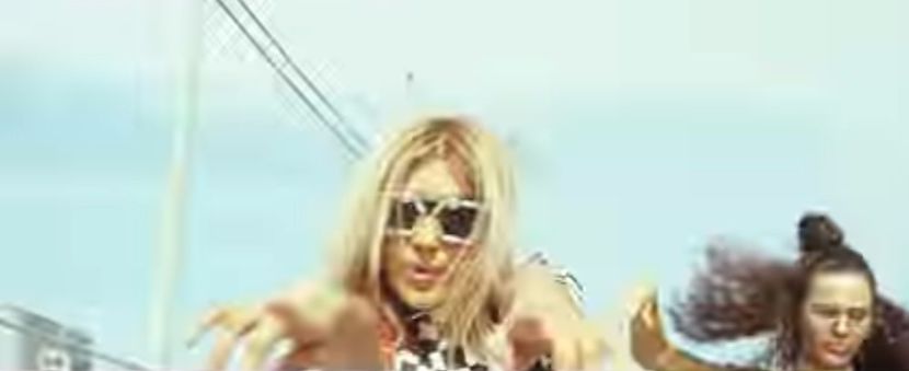 bandicam 2017-09-26 19-00-49-089 - A - Out of my mind