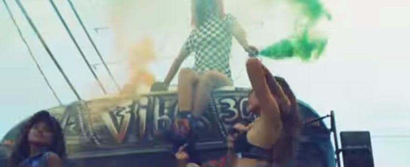 bandicam 2017-09-26 19-00-59-435 - A - Out of my mind