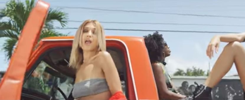 bandicam 2017-09-26 19-01-19-972 - A - Out of my mind