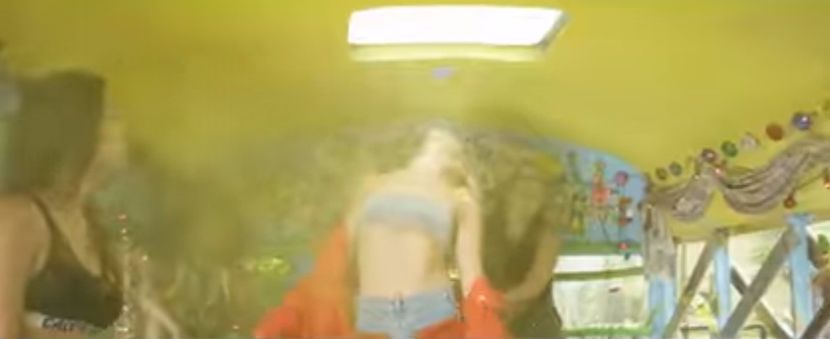 bandicam 2017-09-26 19-01-22-611 - A - Out of my mind