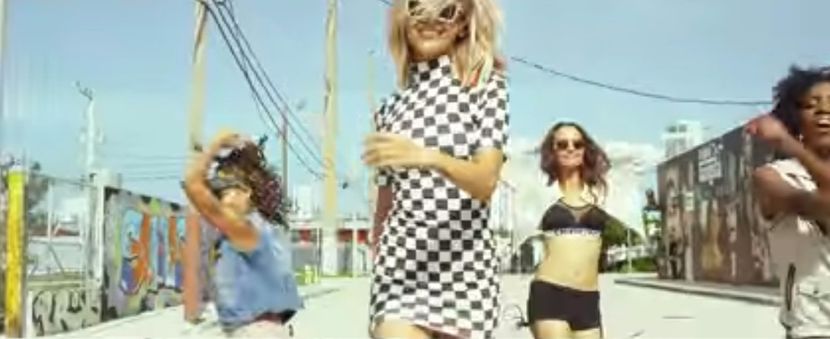 bandicam 2017-09-26 19-01-38-119 - A - Out of my mind