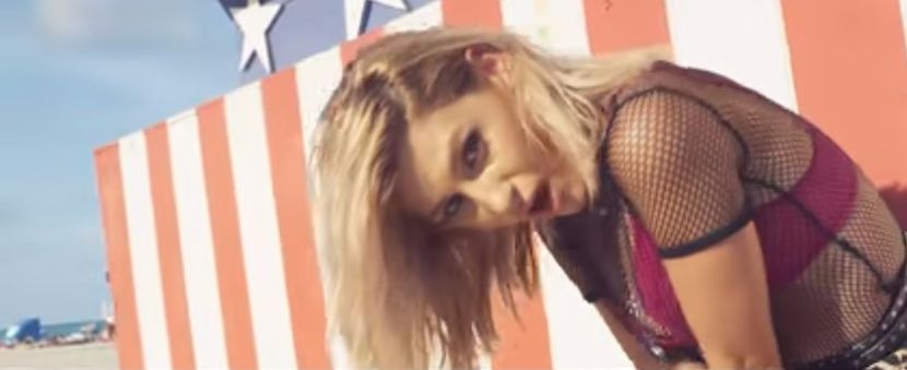 bandicam 2017-09-26 19-01-56-625 - A - Out of my mind