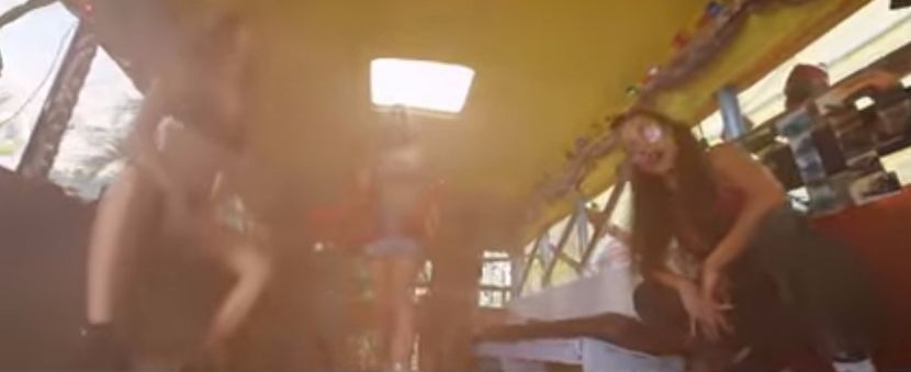 bandicam 2017-09-26 19-02-02-933 - A - Out of my mind