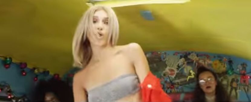 bandicam 2017-09-26 19-02-03-684 - A - Out of my mind