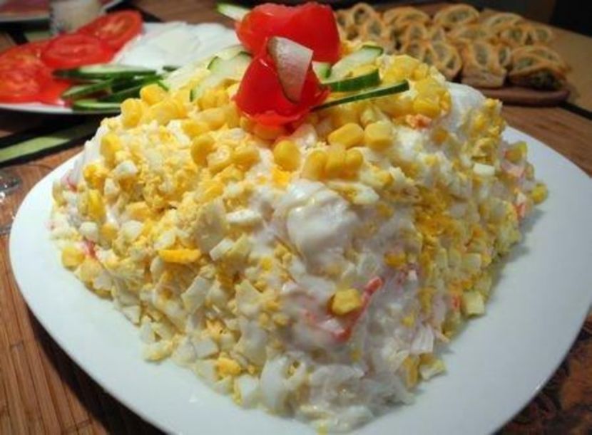 Salata de porumb cu peste - Retete gustoase