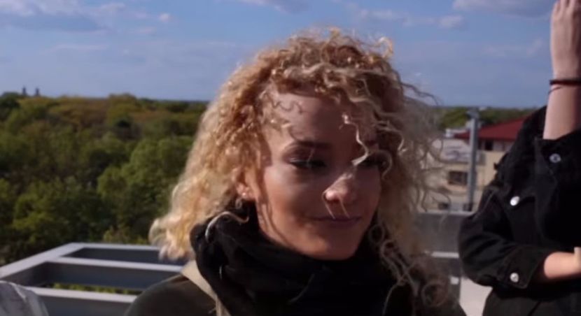 bandicam 2017-09-27 19-31-23-120 - Alexia