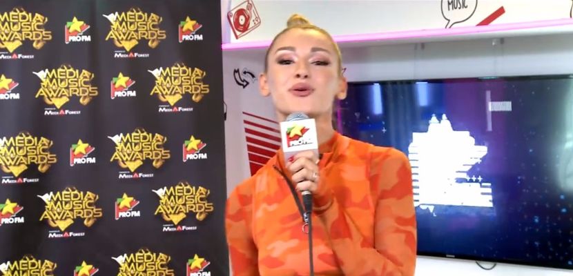 bandicam 2017-09-28 02-06-54-474 - a Alina - Ali poze noi dar puse recent 13