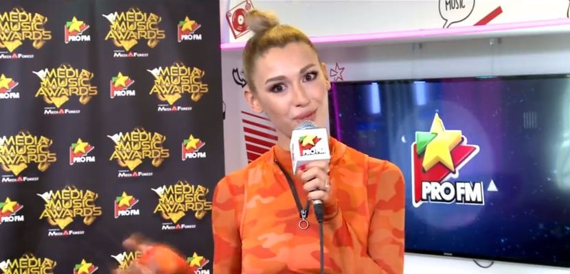 bandicam 2017-09-28 02-06-56-674 - a Alina - Ali poze noi dar puse recent 13