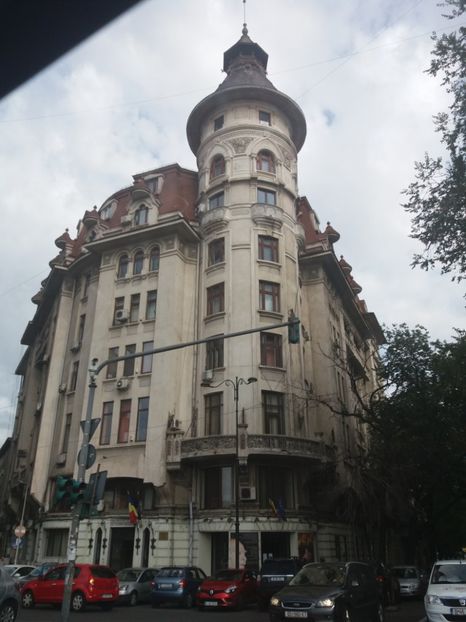  - Bucureşti din maşină