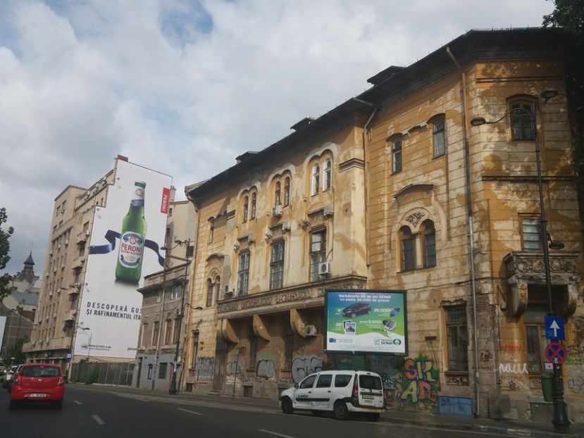  - Bucureşti din maşină