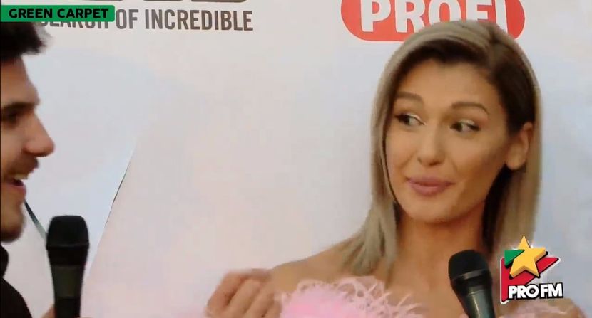 bandicam 2017-10-03 17-22-15-014 - 01 Alina green carpet