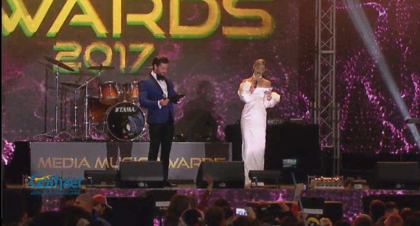 bandicam 2017-10-03 19-05-01-796 - 01 Alina si Dorian scena