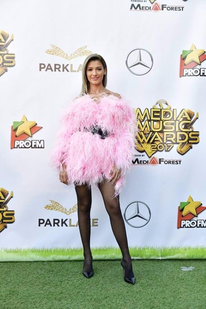  - a Alina - Ali poze noi dar puse recent 13