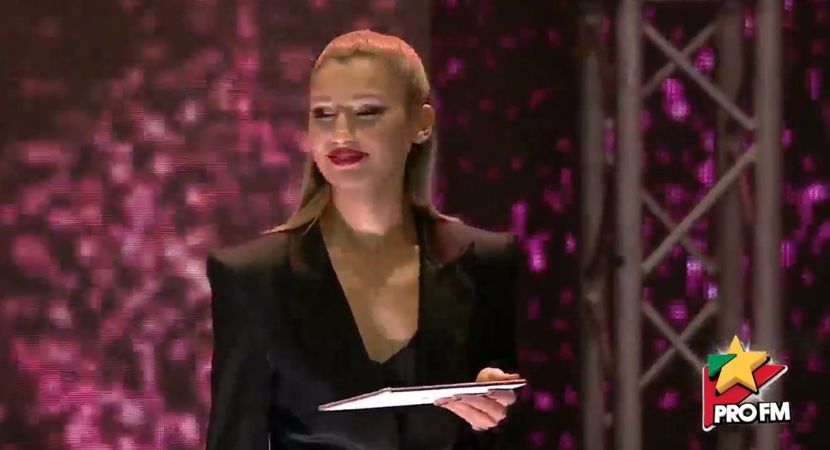 bandicam 2017-10-03 20-11-52-991 - 01 Alina si Dorian scena