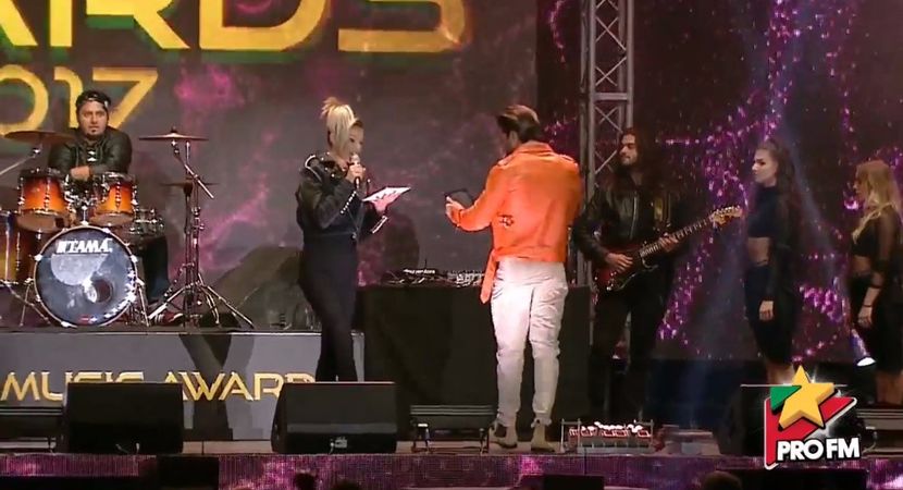 bandicam 2017-10-03 21-00-30-336 - 01 Alina si Dorian scena