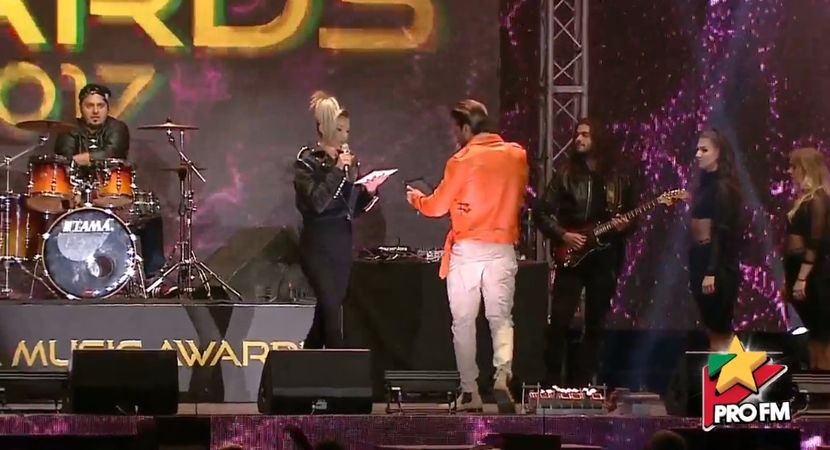 bandicam 2017-10-03 21-00-30-568 - 01 Alina si Dorian scena