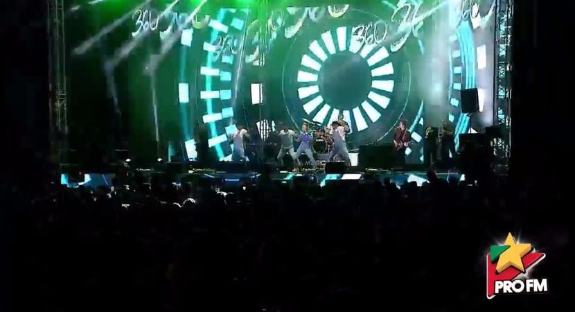 bandicam 2017-10-03 21-56-35-330 - 01 Alina scena concert