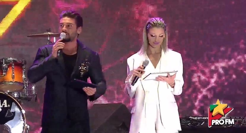 bandicam 2017-10-03 22-14-51-900 - 01 Alina si Dorian scena