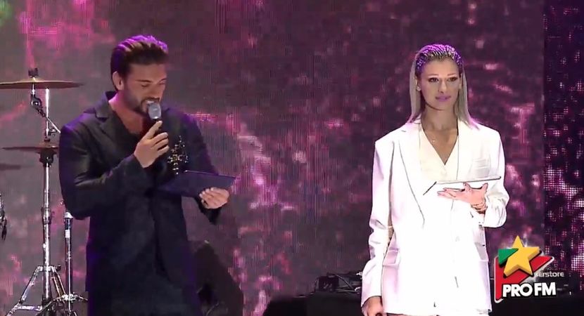 bandicam 2017-10-03 22-15-14-275 - 01 Alina si Dorian scena