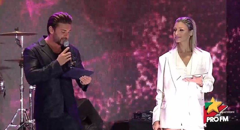 bandicam 2017-10-03 22-15-17-200 - 01 Alina si Dorian scena