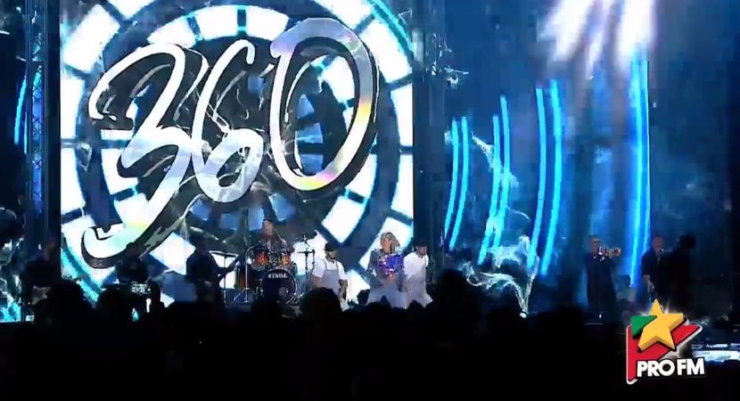 bandicam 2017-10-03 22-00-59-930 - 01 Alina scena concert