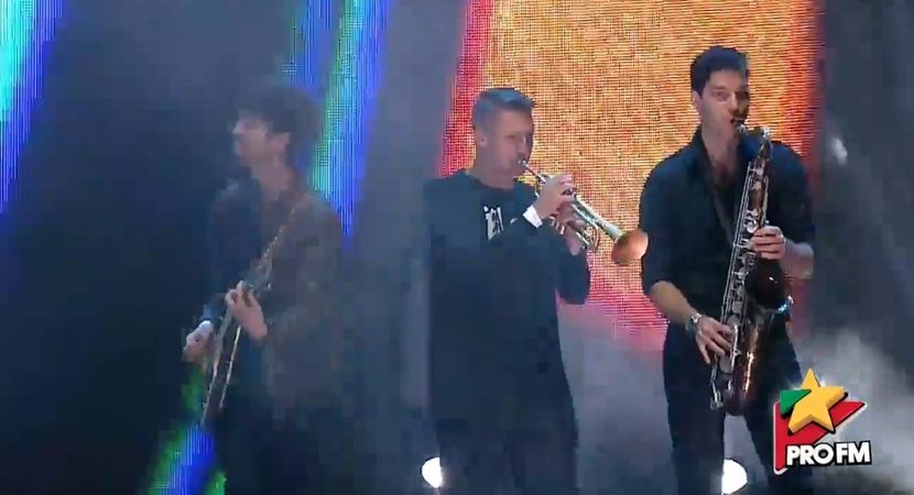 bandicam 2017-10-03 22-02-05-806 - 01 Alina scena concert