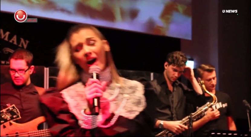 bandicam 2017-10-09 17-54-56-658 - a Alina - Ali poze noi dar puse recent 13