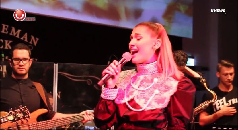 bandicam 2017-10-09 17-54-57-423 - a Alina - Ali poze noi dar puse recent 13