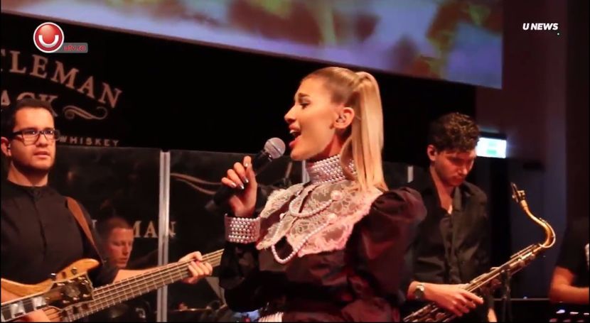 bandicam 2017-10-09 17-54-58-050 - a Alina - Ali poze noi dar puse recent 13