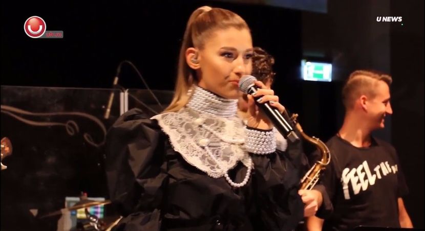 bandicam 2017-10-09 17-55-41-009 - a Alina - Ali poze noi dar puse recent 13