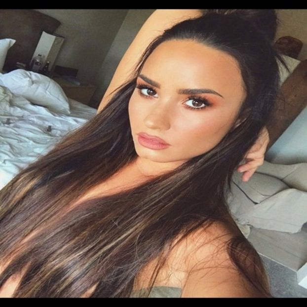 ♡ This picture was posted on 10Octombrie. - trying to be a rainbow challenge2