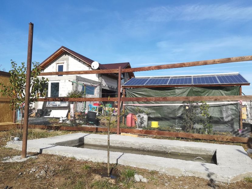 Noua piscina - VOLIERE