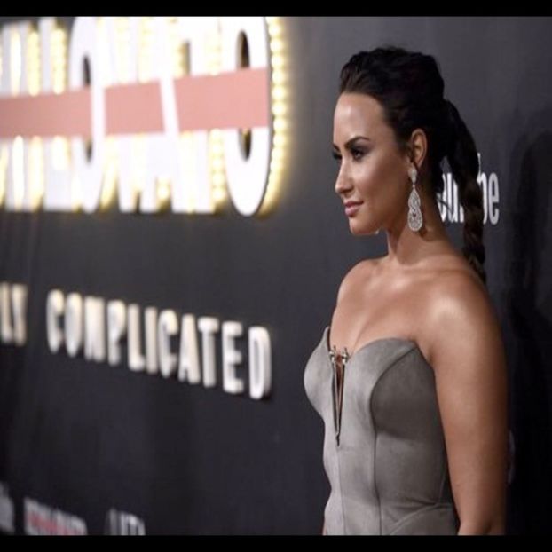 ♡ This picture was posted on 12Octombrie. - trying to be a rainbow challenge2