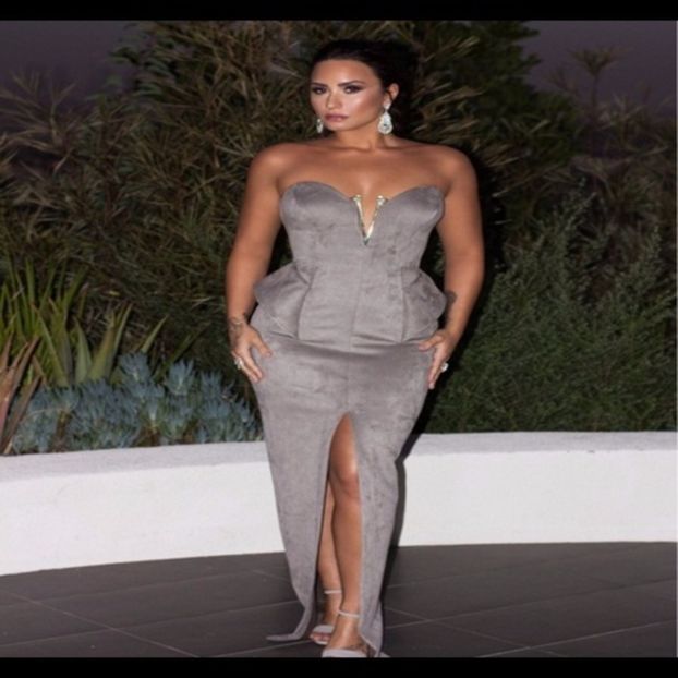 ♡ This picture was posted on 15Octombrie. - trying to be a rainbow challenge2