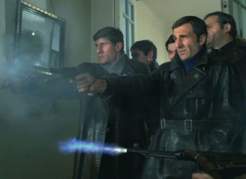 Un Comisar Acuza - Un Comisar Acuza 1974