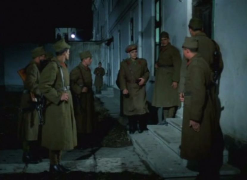 Un Comisar Acuza - Un Comisar Acuza 1974