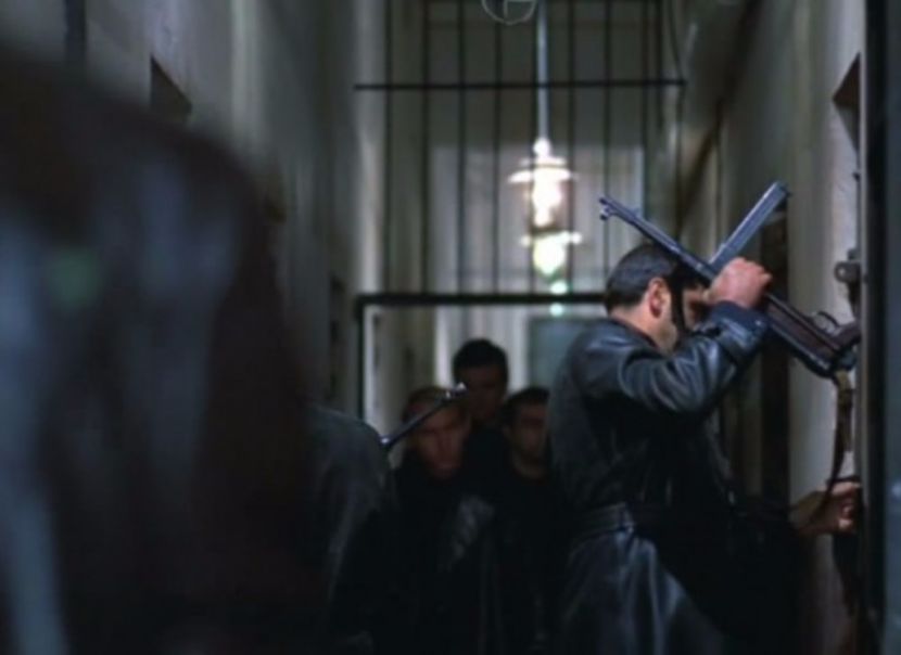 Un Comisar Acuza - Un Comisar Acuza 1974