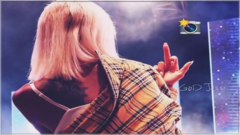 ● Dᴀʏ 139 → 16.10.2017 ♥ Jessi ✓ - im the biggest hit on this stage__