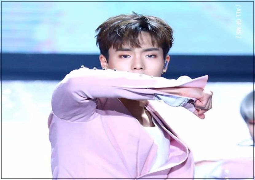 ✖ Dᴀʏ 372 × 18.10.2017 ✖ - cuz i think about you err - day___