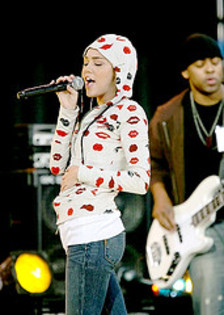 39 - miley cyrus poze diferite