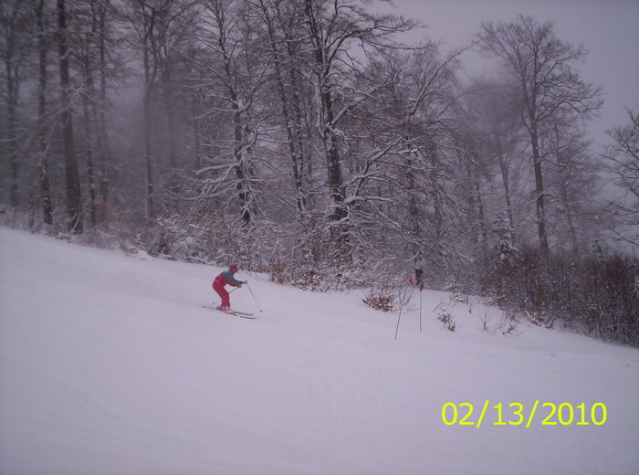 sotul meu la ski - spre Valea Jiului