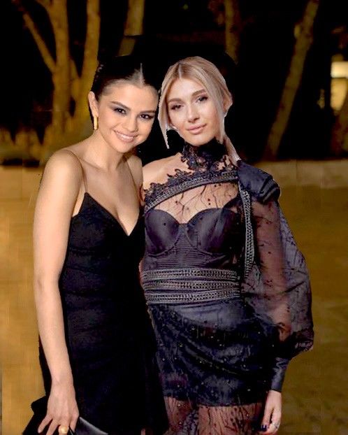  - alina si selena - manip