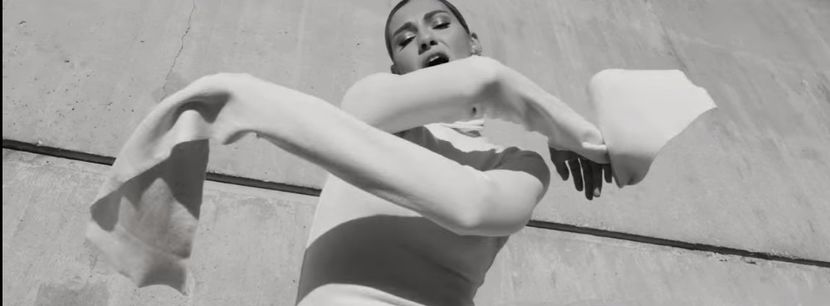 bandicam 2017-10-27 10-51-05-383 - A - Imi dia curaj