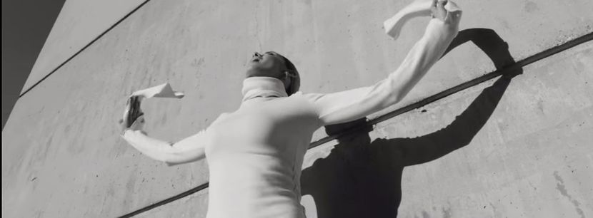 bandicam 2017-10-27 10-51-08-087 - A - Imi dia curaj