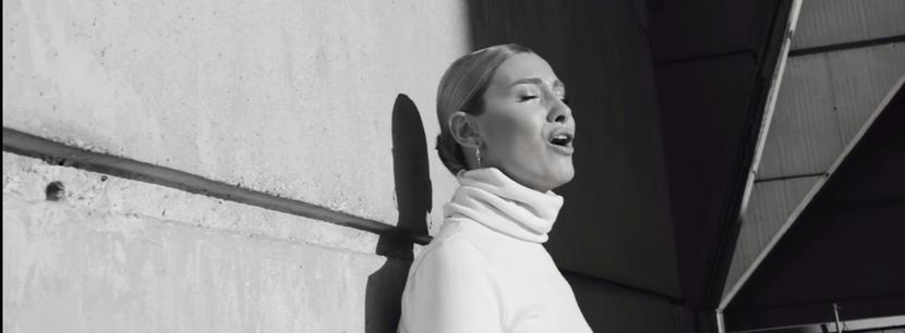 bandicam 2017-10-27 10-51-13-930 - A - Imi dia curaj