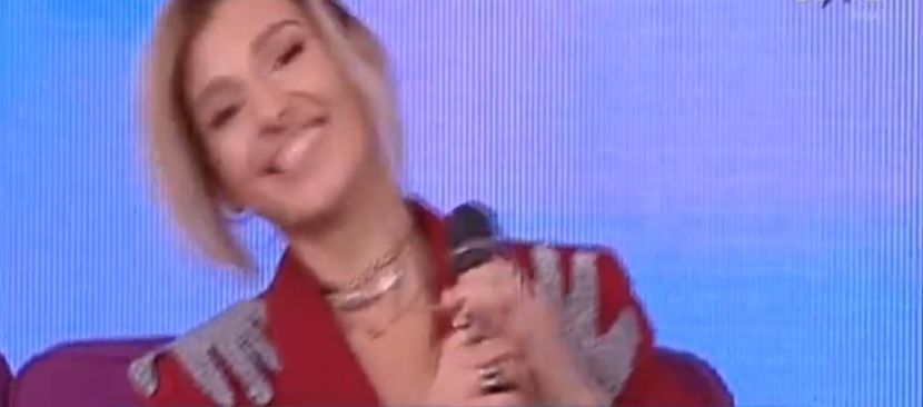 bandicam 2017-10-27 11-02-08-955 - a Alina - Ali poze noi dar puse recent - Rai da buni