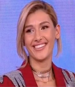 bandicam 2017-10-27 11-08-47-545 - a Alina - Ali poze noi dar puse recent - Rai da buni