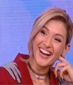 bandicam 2017-10-27 11-09-08-455 - a Alina - Ali poze noi dar puse recent - Rai da buni